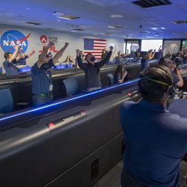 (English) Touchdown! NASA’s Mars Perseverance Rover Safely Lands on Red Planet